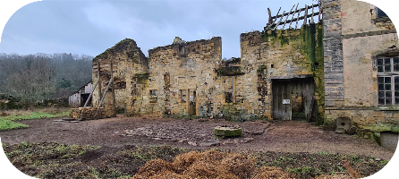 a cherlieu cour 2.png